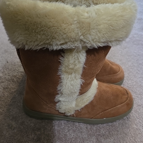 Style & Co. Brown and Cream Boots - Picture 2 of 9